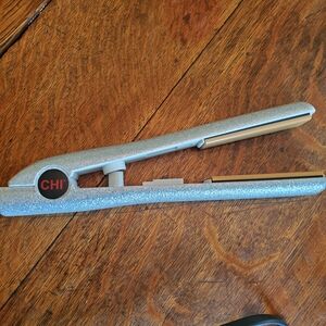 CHI Silver Hair Straightener